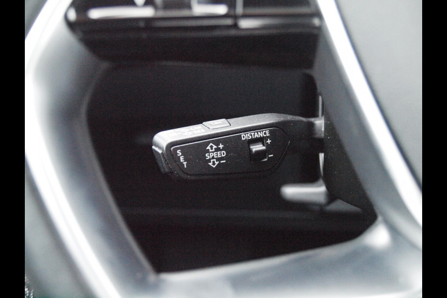 Audi e-tron Sportback 55 quattro S edition 95 kWh | Panoramadak | Camera | Apple Carplay | Cruise Control |