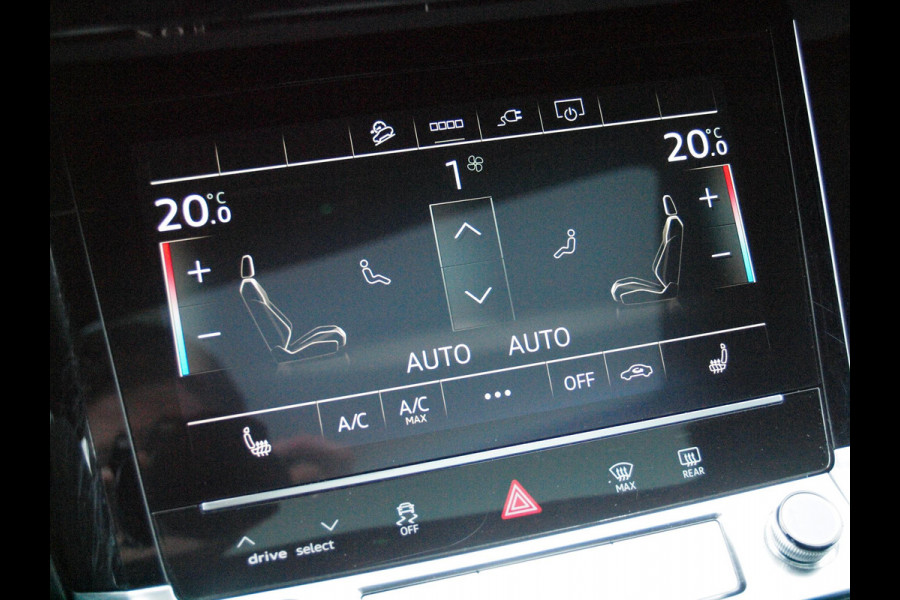 Audi e-tron Sportback 55 quattro S edition 95 kWh | Panoramadak | Camera | Apple Carplay | Cruise Control |