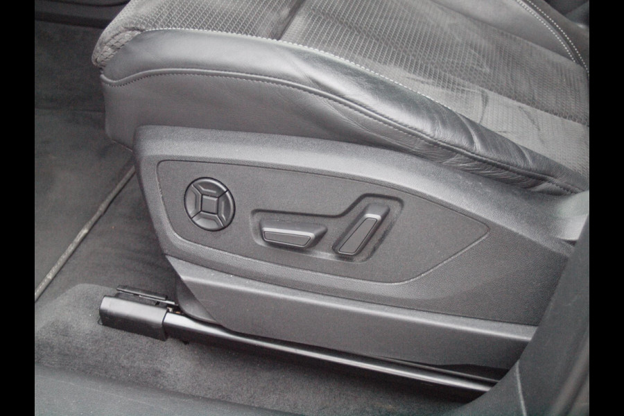 Audi e-tron Sportback 55 quattro S edition 95 kWh | Panoramadak | Camera | Apple Carplay | Cruise Control |