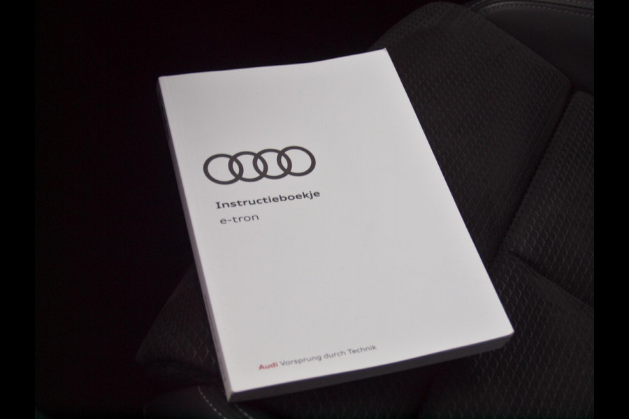 Audi e-tron Sportback 55 quattro S edition 95 kWh | Panoramadak | Camera | Apple Carplay | Cruise Control |