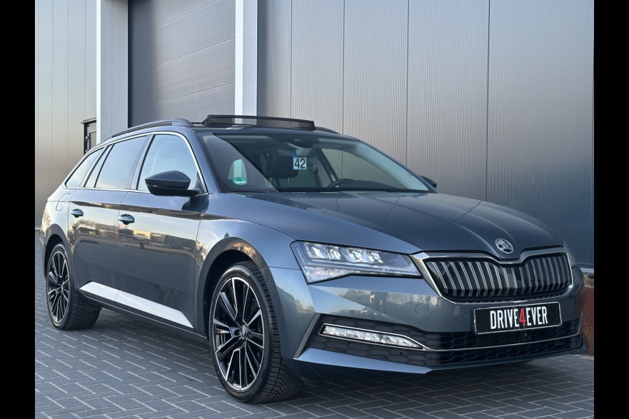 Škoda Superb Combi 1.4 TSI iV Sp. Bns TREKHAAK PANO NAVI CR CONTROL ECC PDC