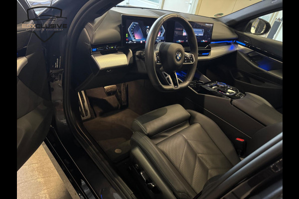 BMW 5 Serie 520i Executive M Pakket/H&K/ACC/PANO/Leder
