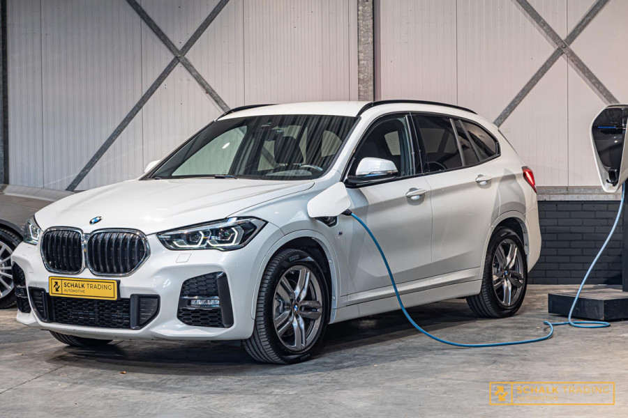 BMW X1 XDrive25e Executive|M-sport|Navi-XL|Trekhaak|Dealer