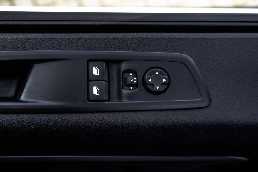 Opel Vivaro **2.0 CDTI L3H1 | 145 PK | Automaat | 6-Zits | Head-up Display | CarPlay | Top conditie | Navigatie | Cruise | Camera | Airco |