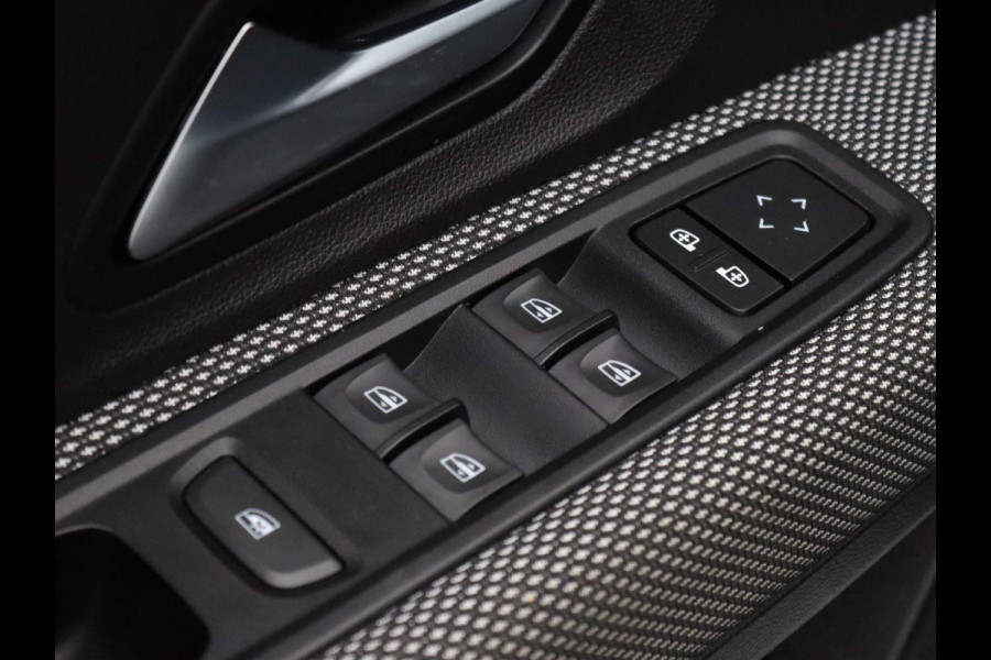 Dacia Sandero TCe 100pk Bi-Fuel Comfort Airco | Carplay | Cruise | Parksens. achter