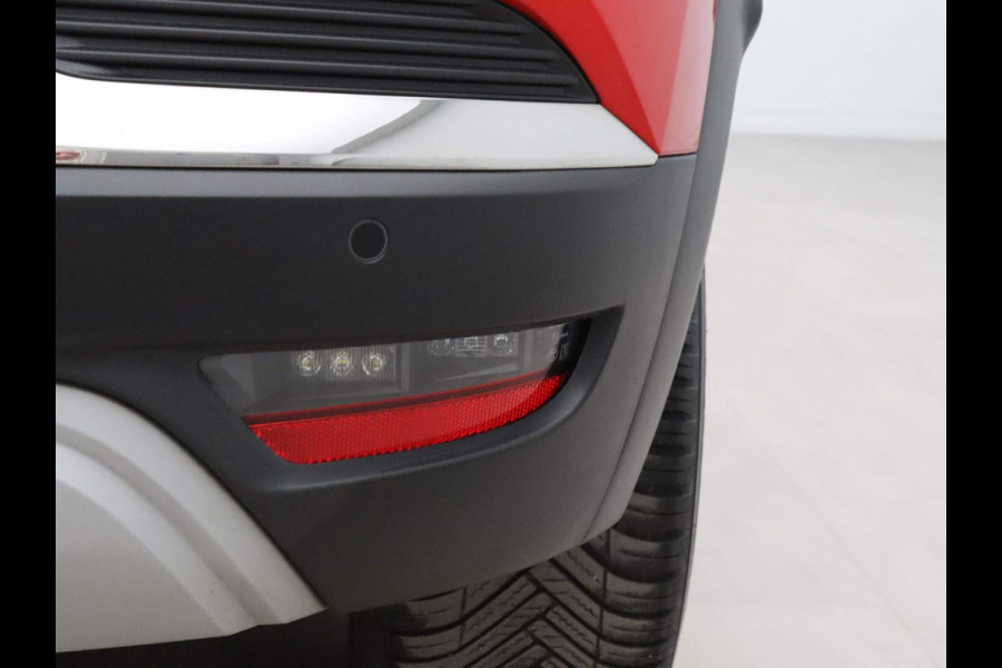 Renault Captur TCe 140pk Intens EDC/AUTOMAAT Camera | Climate | Navi | Parksens. v+a | Stoel -/ Stuur verwarmd