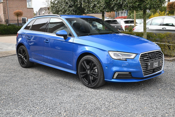 Audi A3 Sportback 40 e-tron 204 PK S-Line Adaptive Virtual Camera Matrix App-Connect 18''