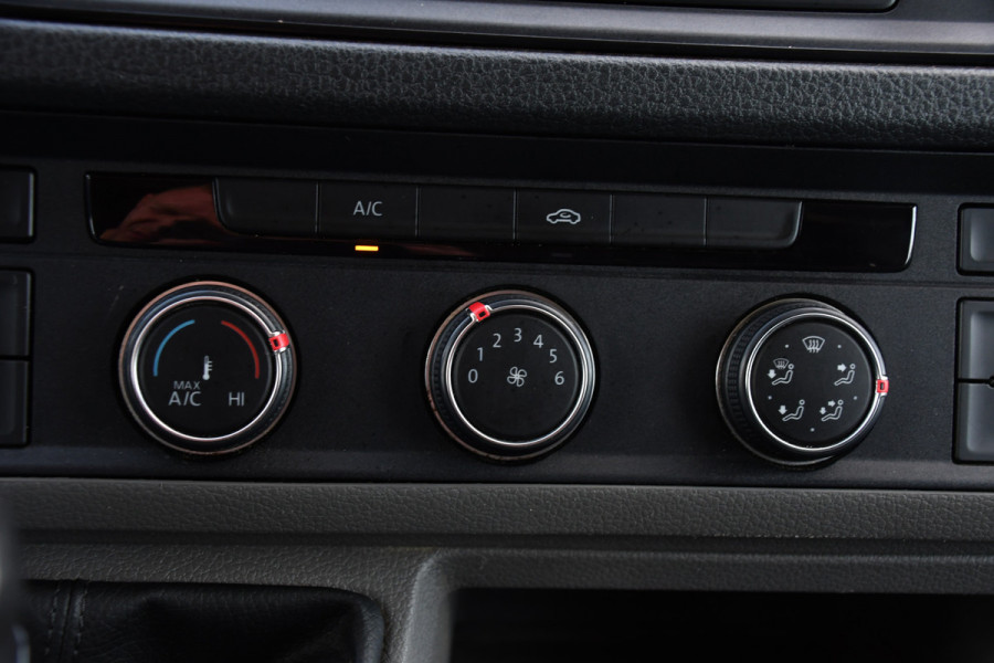 Volkswagen Crafter 35 2.0 TDI L3H3 Highline Cruise, Sensoren, Multimedia, 140PK, Trekhaak, Airco, Uniek!