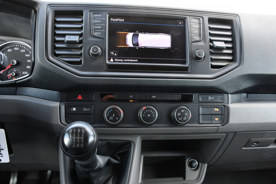 Volkswagen Crafter 35 2.0 TDI L3H3 Highline Cruise, Sensoren, Multimedia, 140PK, Trekhaak, Airco, Uniek!