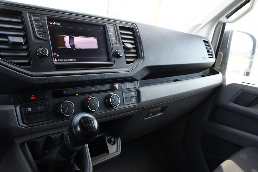 Volkswagen Crafter 35 2.0 TDI L3H3 Highline Cruise, Sensoren, Multimedia, 140PK, Trekhaak, Airco, Uniek!