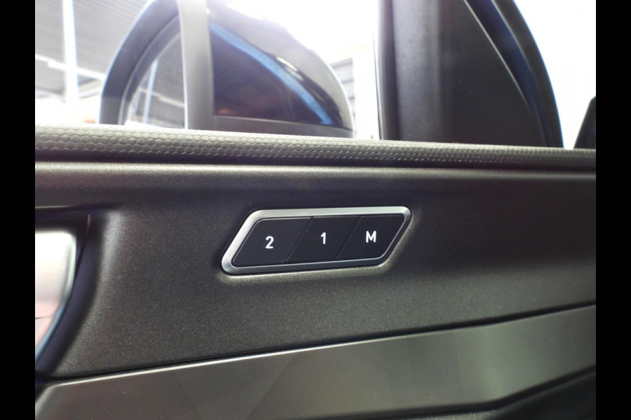 Lynk & Co 01 1.5 PHEV Plug-In TREKHAAK/SCHUIFDAK/LED/20"LMV!