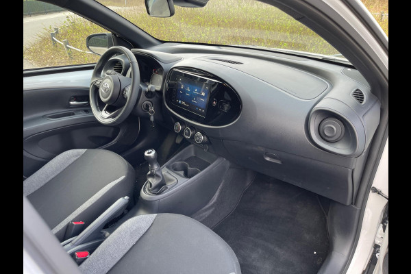 Toyota Aygo X 1.0 VVT-i MT Play CAMERA NAVI APPLE-CARPLAY