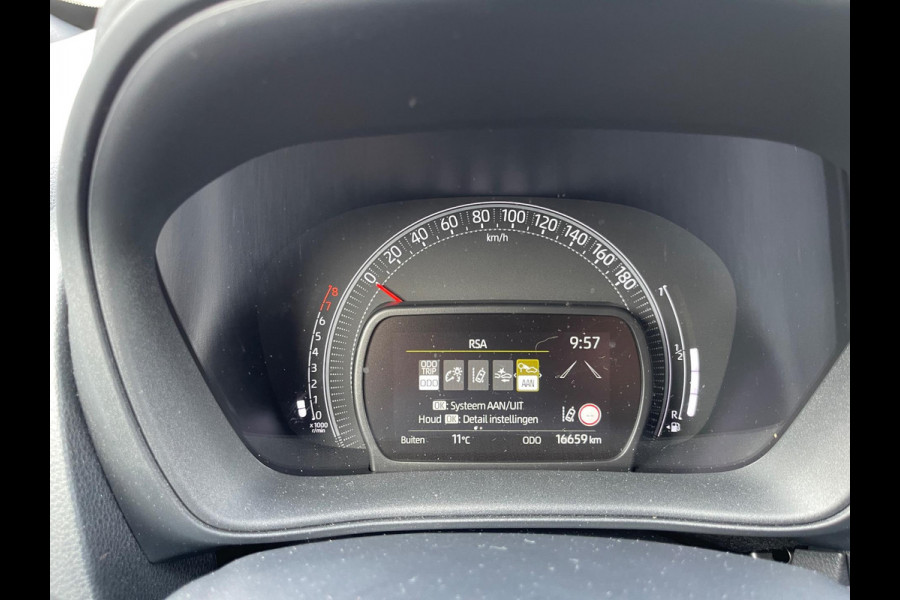 Toyota Aygo X 1.0 VVT-i MT Play CAMERA NAVI APPLE-CARPLAY