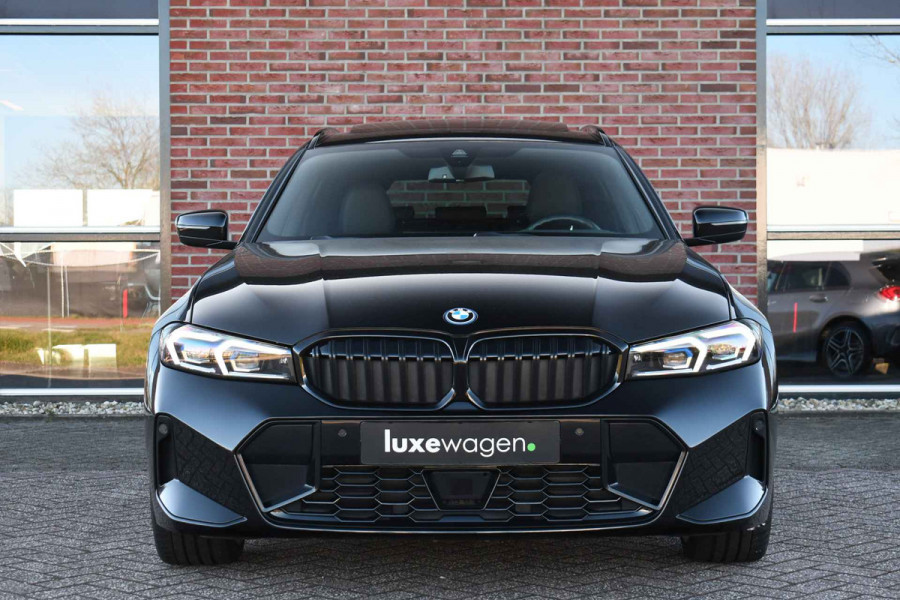 BMW 3 Serie Touring 330e xDrive M-Sport Pano ACC H/K 360 HUD El-zetel 19inch