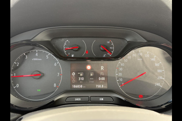 Opel Grandland X 1.2 Turbo 120 Jaar Edition 2e Eigenaar,Navi,Clima,Camera,Cruise,131pk,N.A.P,PDC V+A,Apple Carplay,Nieuwe APK bij Aflevering