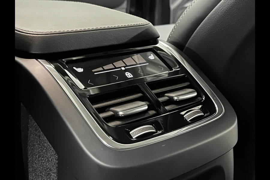 Volvo XC90 Recharge T8 AWD Ultimate Dark | Open dak | Luchtvering | Massage | Bowers&Wilkins | Adapt. Cruise | Geventileerde stoel