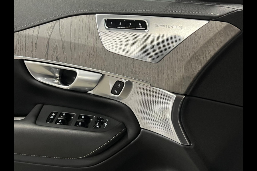 Volvo XC90 Recharge T8 AWD Ultimate Dark | Open dak | Luchtvering | Massage | Bowers&Wilkins | Adapt. Cruise | Geventileerde stoel