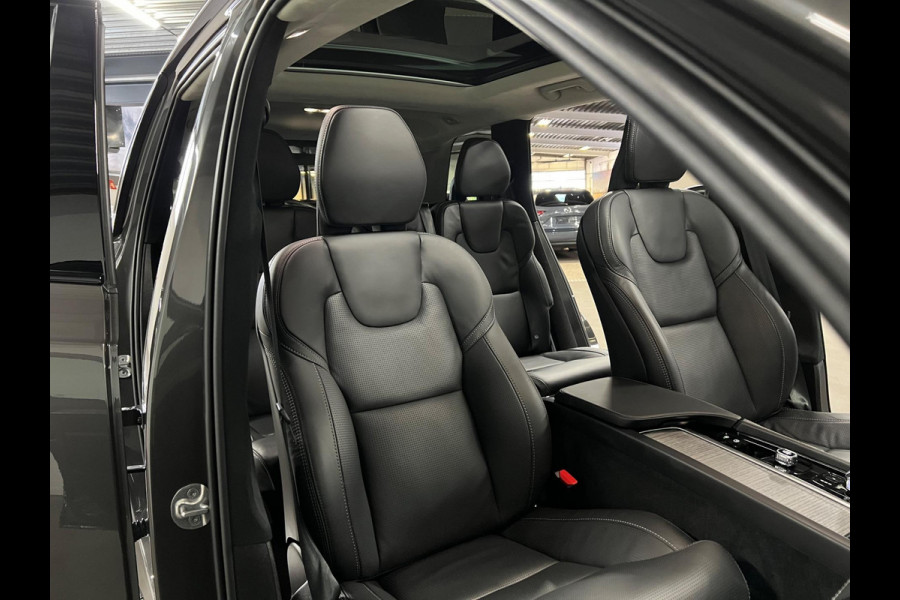 Volvo XC90 Recharge T8 AWD Ultimate Dark | Open dak | Luchtvering | Massage | Bowers&Wilkins | Adapt. Cruise | Geventileerde stoel
