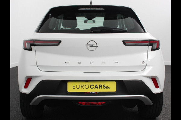 Opel Mokka-e Elegance 100KW Navigatie Apple Carplay/Android Auto Camera Parkeersensoren achter Crusie Control Stoel-en stuurverwarming Ledverlichting Getinte ramen Climate Control