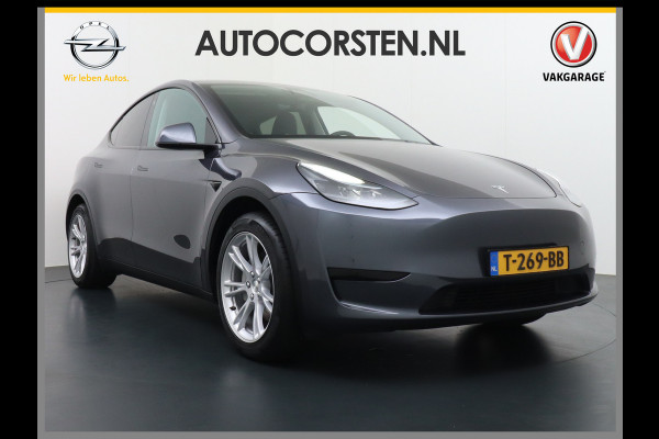 Tesla Model Y RWD 60kWh LFP 300PK Warmtepomp FSD-Computer 3 Auto-Pilot Sleutel-loos(via-GSM) Leder Premium Audio Camera's Panormadak Adap.Crui Elektr. Acht.klep WiFi Priv.Glass AEB ASR ESP IsoFix Connected-Services 1600kg Trekvermogen Orig.NLse Auto Accu-Garantie 6-2031/160.000km 1e Eigenaar 11kw thuis of snelladen tot 170kWh