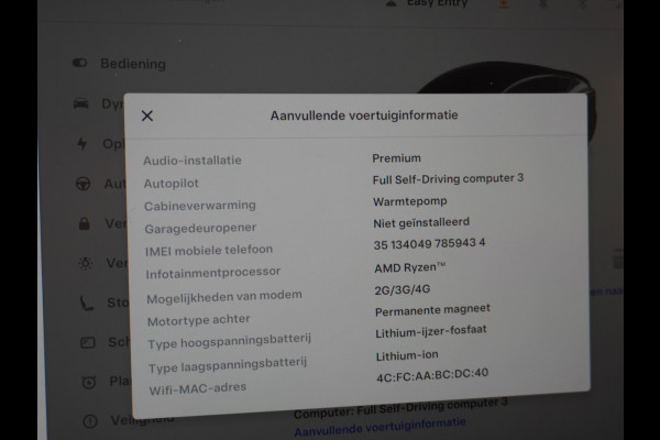 Tesla Model Y RWD 60kWh LFP 300PK Warmtepomp FSD-Computer 3 Auto-Pilot Sleutel-loos(via-GSM) Leder Premium Audio Camera's Panormadak Adap.Crui Elektr. Acht.klep WiFi Priv.Glass AEB ASR ESP IsoFix Connected-Services 1600kg Trekvermogen Orig.NLse Auto Accu-Garantie 6-2031/160.000km 1e Eigenaar 11kw thuis of snelladen tot 170kWh