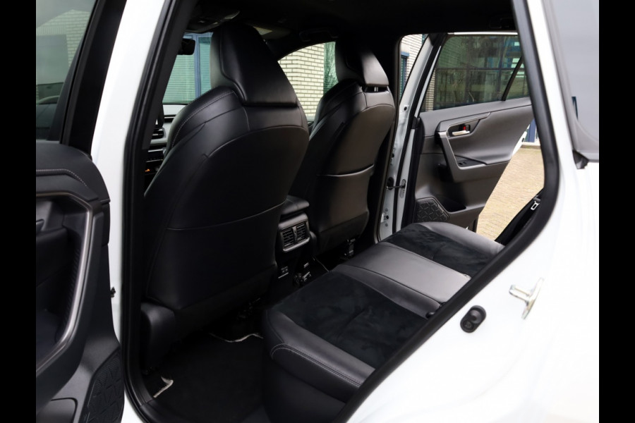 Toyota RAV4 2.5 Hybrid AWD GR SPORT | Nieuw Navigatiescherm | 360 Camera