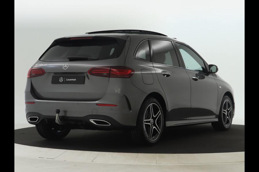 Mercedes-Benz B-Klasse 250 e Business Solution AMG | Trekhaak | Nightpakket | Parkeerpakket met achteruitrijcamera | Keyless-Go comfortpakket | GUARD 360 ° Vehicle protection Plus | Dodehoekassistent | EASY PACK achterklep |