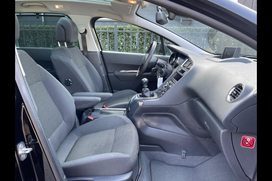 Peugeot 5008 1.2 PureTech Style 7-PERSOONS PANAORAMDAK NAVI CAMERA TREKHAAK
