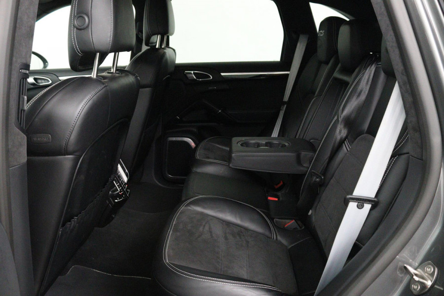 Porsche Cayenne 3.6 GTS | 441PK | CARPLAY!! | GOED ONDERH | SPORT CHRONO | BURMESTER | 360° CAMERA | SPORT STUUR |