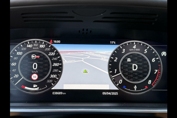 Land Rover Range Rover Sport P575 SVR Carbon Edition