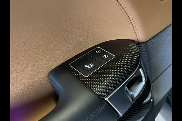 Land Rover Range Rover Sport P575 SVR Carbon Edition