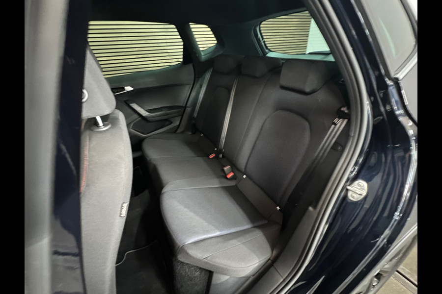Seat Arona 1.0 TSI FR Bus. Intense | Facelift | Camera | Carplay | Matrix LED | Virtual | Ambient | Fabrieksgarantie