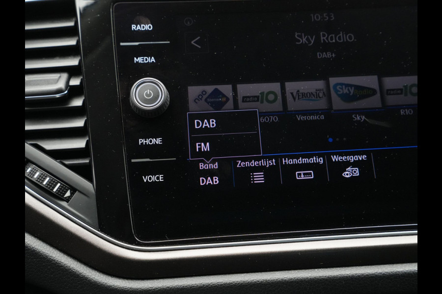 Volkswagen T-Roc 1.0 TSI Style Navigatie Stoelverwarming Pdc Side Assist