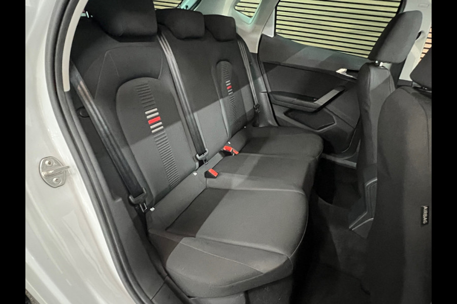 Seat Ibiza 1.0 TSI FR 5-deurs | Pano | LED | Navigatie | PDC v+a | Camera