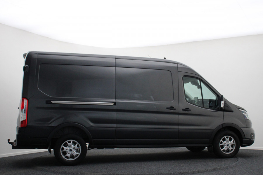 Ford Transit 350 2.0 TDCI L3H2 Limited 3-Zits, Airco, Camera, Cruise, Apple Carplay, Verwarmde Ruit, Trekhaak, 16''