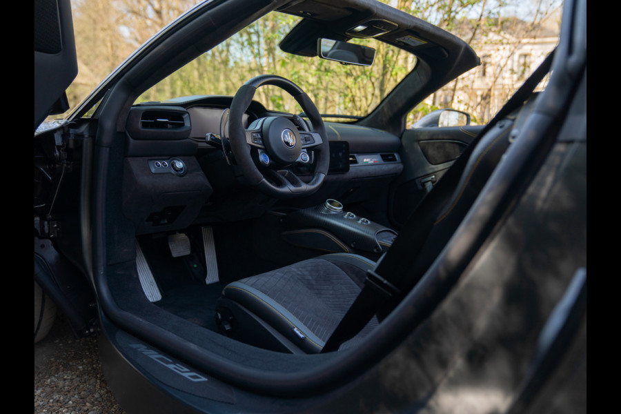 Maserati MC20 Cielo 3.0 V6 | Lift | Keramisch | Alcantara interieur | ADAS | Sonus Faber | E-LSD