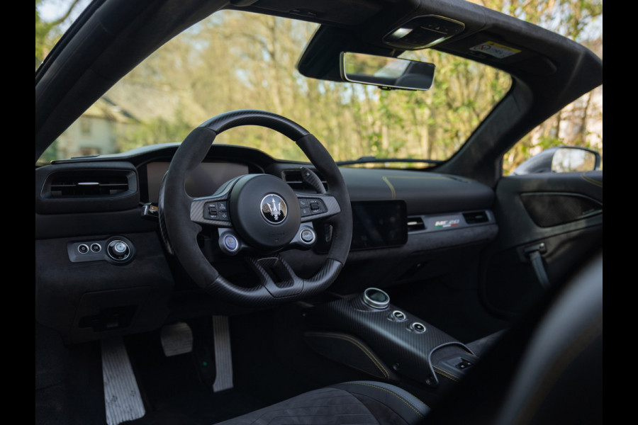Maserati MC20 Cielo 3.0 V6 | Lift | Keramisch | Alcantara interieur | ADAS | Sonus Faber | E-LSD