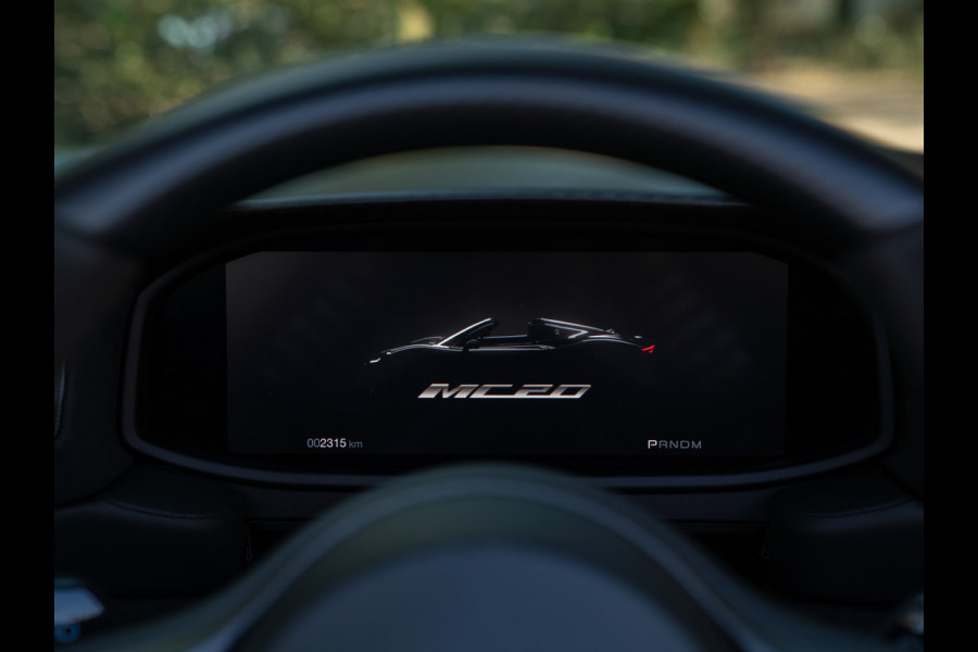 Maserati MC20 Cielo 3.0 V6 | Lift | Keramisch | Alcantara interieur | ADAS | Sonus Faber | E-LSD