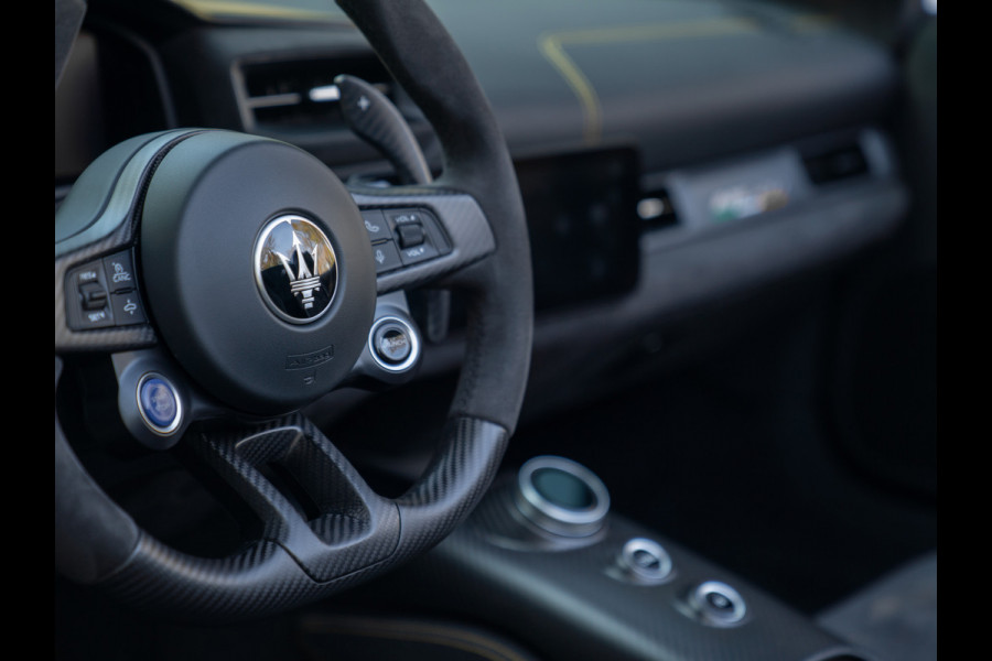 Maserati MC20 Cielo 3.0 V6 | Lift | Keramisch | Alcantara interieur | ADAS | Sonus Faber | E-LSD