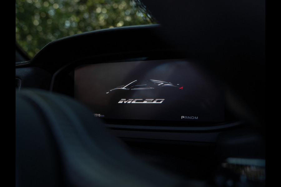 Maserati MC20 Cielo 3.0 V6 | Lift | Keramisch | Alcantara interieur | ADAS | Sonus Faber | E-LSD