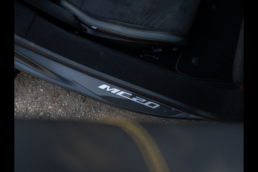 Maserati MC20 Cielo 3.0 V6 | Lift | Keramisch | Alcantara interieur | ADAS | Sonus Faber | E-LSD