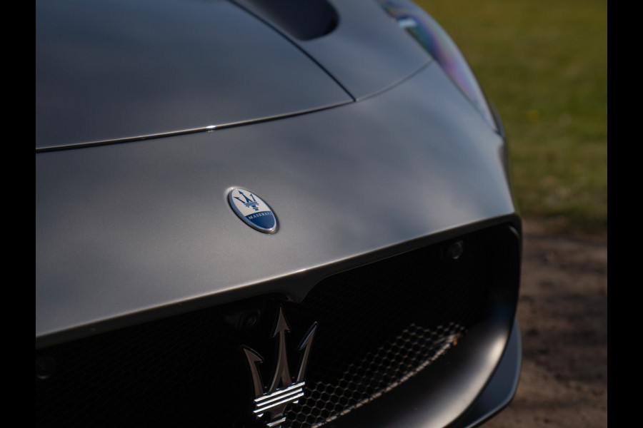Maserati MC20 Cielo 3.0 V6 | Lift | Keramisch | Alcantara interieur | ADAS | Sonus Faber | E-LSD