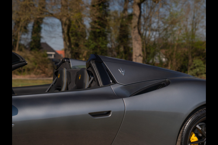Maserati MC20 Cielo 3.0 V6 | Lift | Keramisch | Alcantara interieur | ADAS | Sonus Faber | E-LSD