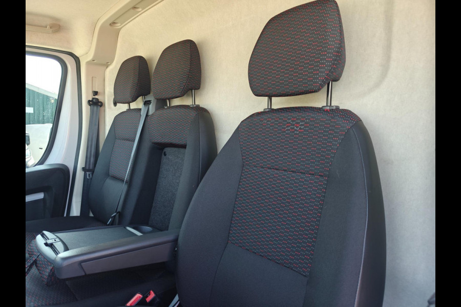 Peugeot Boxer 330 2.2 BlueHDi 120 L2H1 Premium 1e eig. Airco , camara , cruise , Apk mei 2026 , pacht bus!