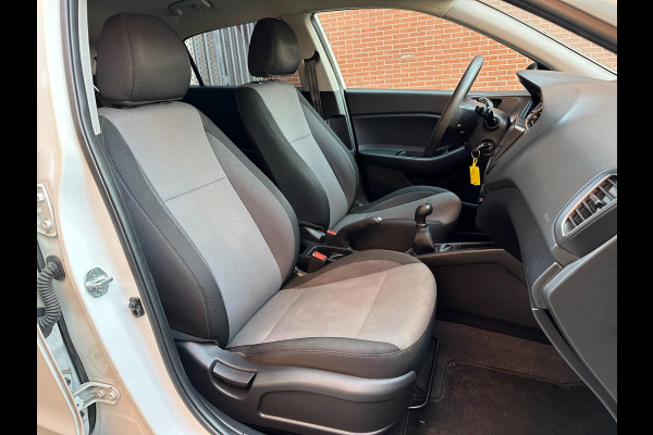 Hyundai i20 1.2 LP i-Drive Cool 5 Deurs Airco Navi Carplay