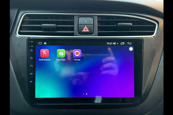Hyundai i20 1.2 LP i-Drive Cool 5 Deurs Airco Navi Carplay