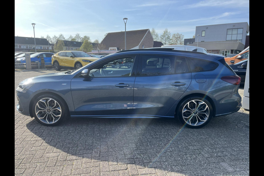 Ford Focus 1.0 EcoBoost Hybrid ST Line X 155pk | Driver Assistance Pack | Winterpack | Panoramadak | 18 inch Licht metaal | Matrix LED | Elek. Achterklep
