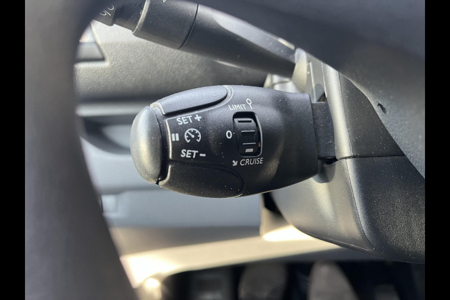 Peugeot Expert 1.5 BlueHDI Airco Cruise Carplay 3 Zits