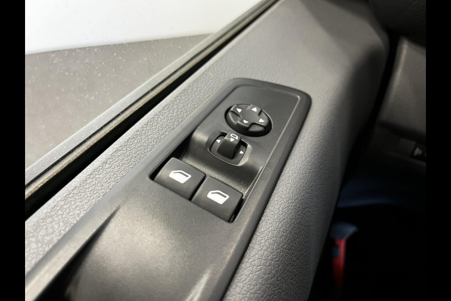 Peugeot Expert 1.5 BlueHDI Airco Cruise Carplay 3 Zits