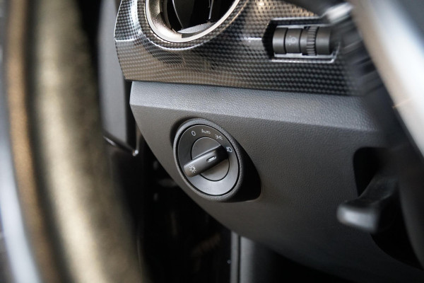 Volkswagen up! 1.0 BMT take up! + CAMERA / AFN. TREKHAAK